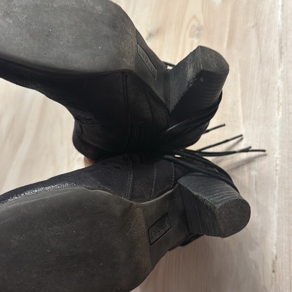 Report Heels - Picture 10 of 12